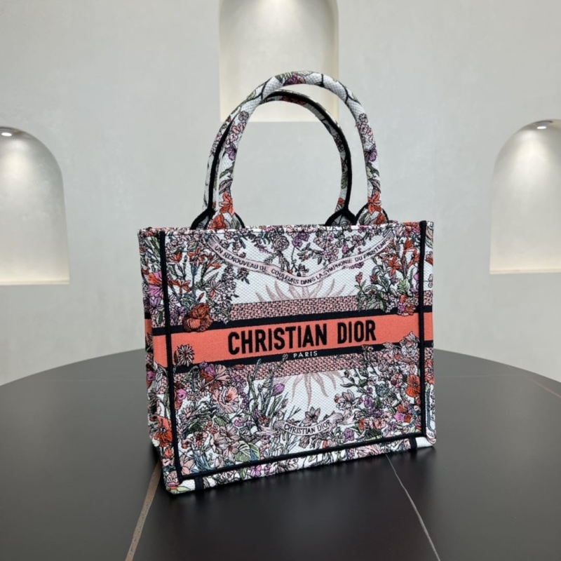 Dior Shopping Bags